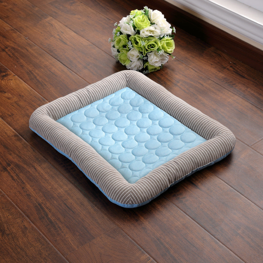 Cool, Breathable Ice-Silk Mat — Summer Comfort for Pets