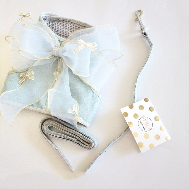 Charming Bow Harness: Secure Walks, Happy Pets